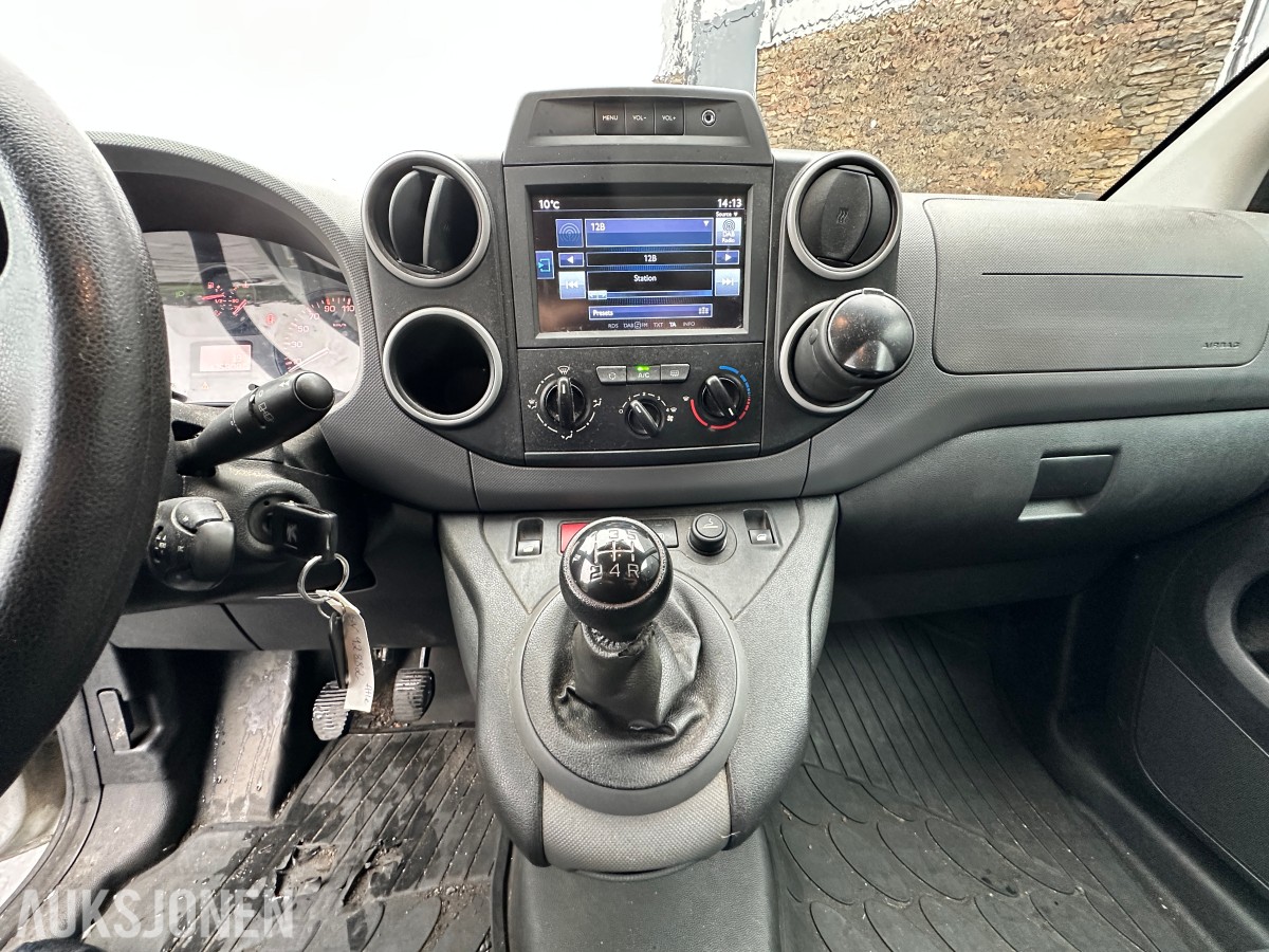 2018 Peugeot PARTNER 1.6-99 D | Hengerfeste | Innredning - Rep objekt, 175808km