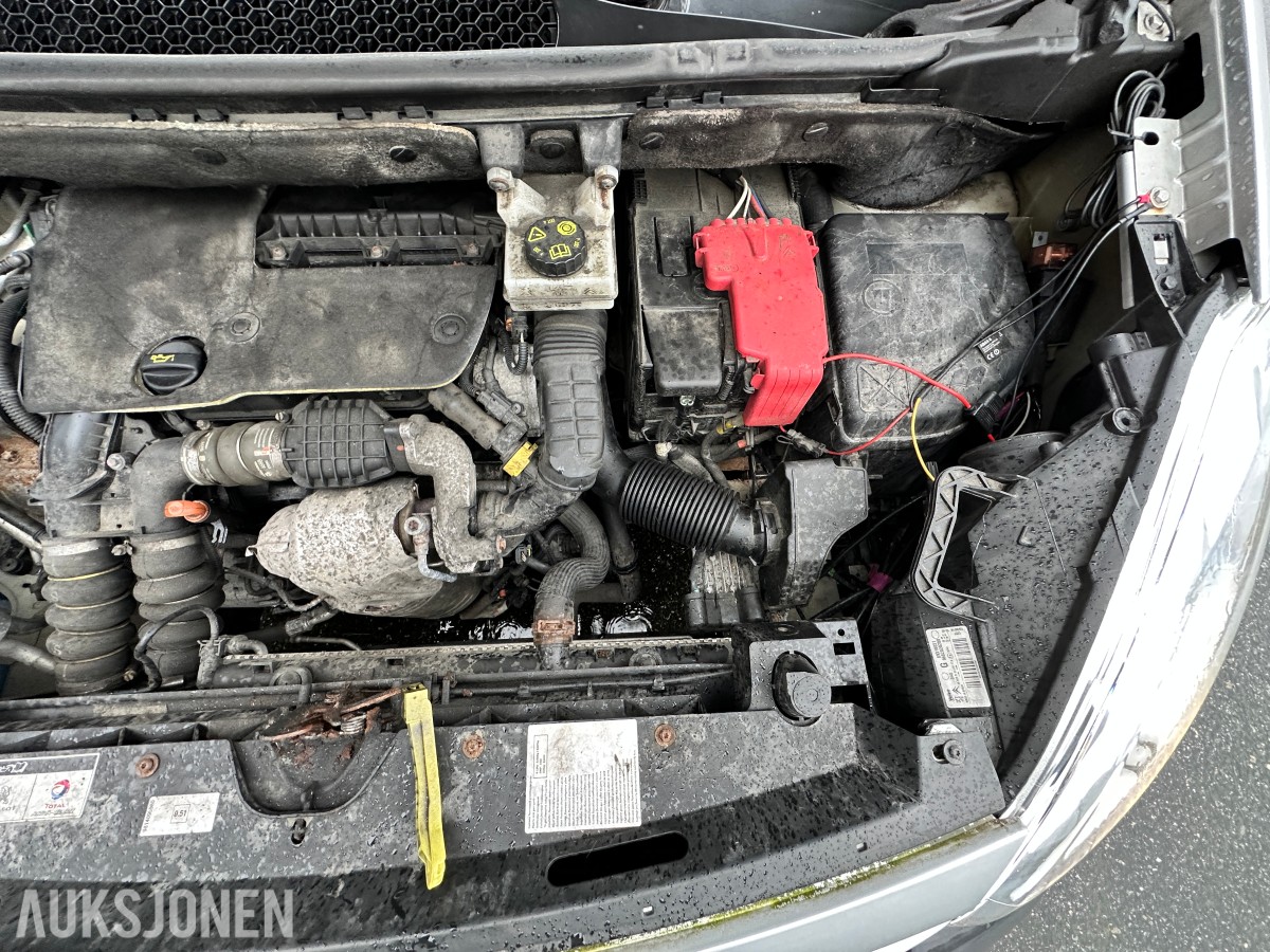 2018 Peugeot PARTNER 1.6-99 D | Hengerfeste | Innredning - Rep objekt, 175808km