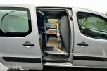 2018 Peugeot PARTNER 1.6-99 D | Hengerfeste | Innredning - Rep objekt, 175808km