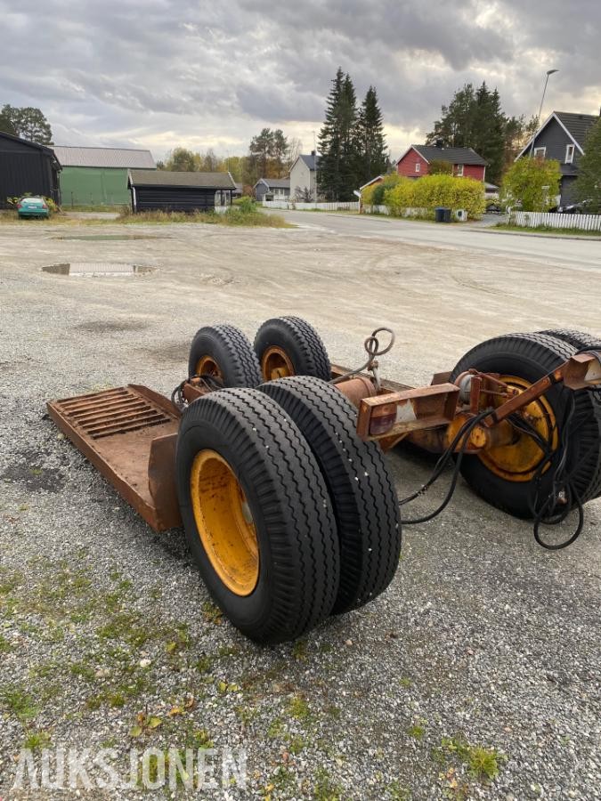 Eie boggi - Transporttør for gravemaskin