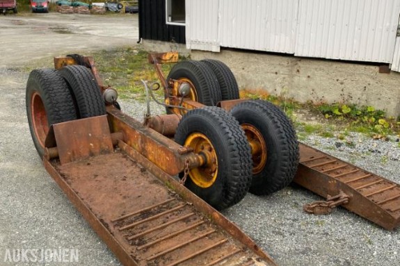 Eie boggi - Transporttør for gravemaskin
