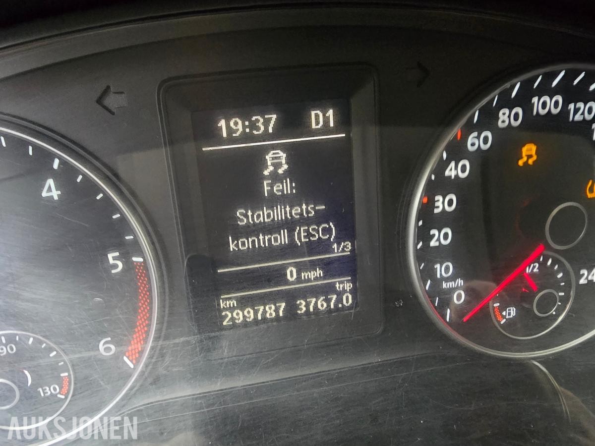 2014 VOLKSWAGEN CARAVELLE 2.0 TDI 140HK AUTOMAT 7-SETER HENGERFESTE EU-OK 04.28