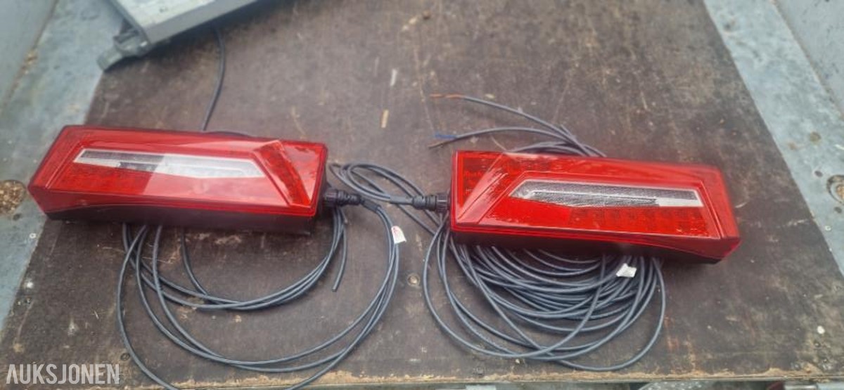 2 stk Scania baklamper 2016