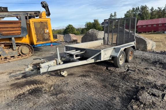 2007 INDESPENSION MASKINHENGER 2600 KG