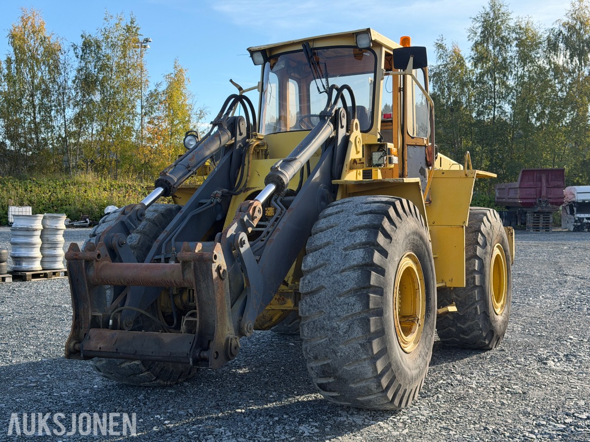 1985 Volvo BM 4500 hjullaster – veteranmaskin