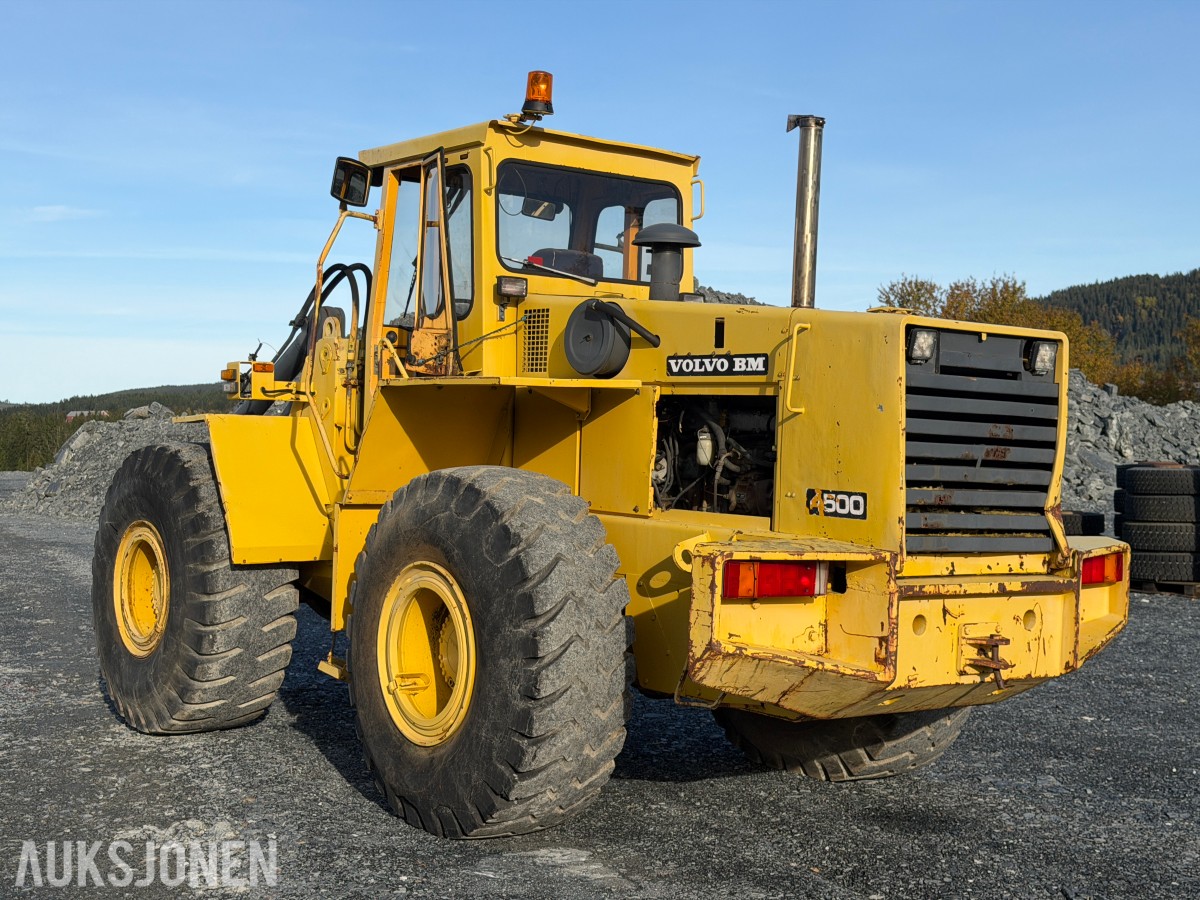 1985 Volvo BM 4500 hjullaster – veteranmaskin