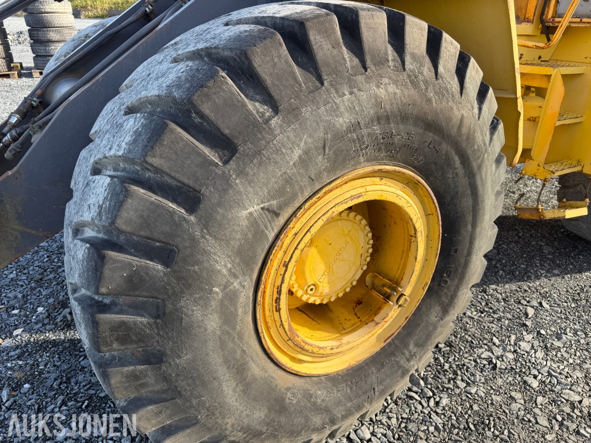 1985 Volvo BM 4500 hjullaster – veteranmaskin