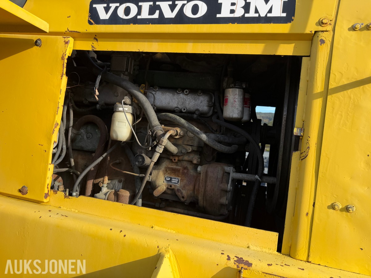 1985 Volvo BM 4500 hjullaster – veteranmaskin
