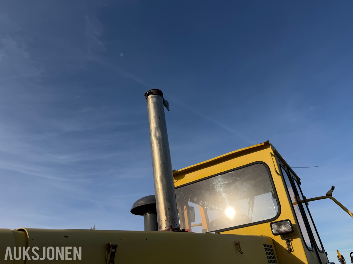 1985 Volvo BM 4500 hjullaster – veteranmaskin