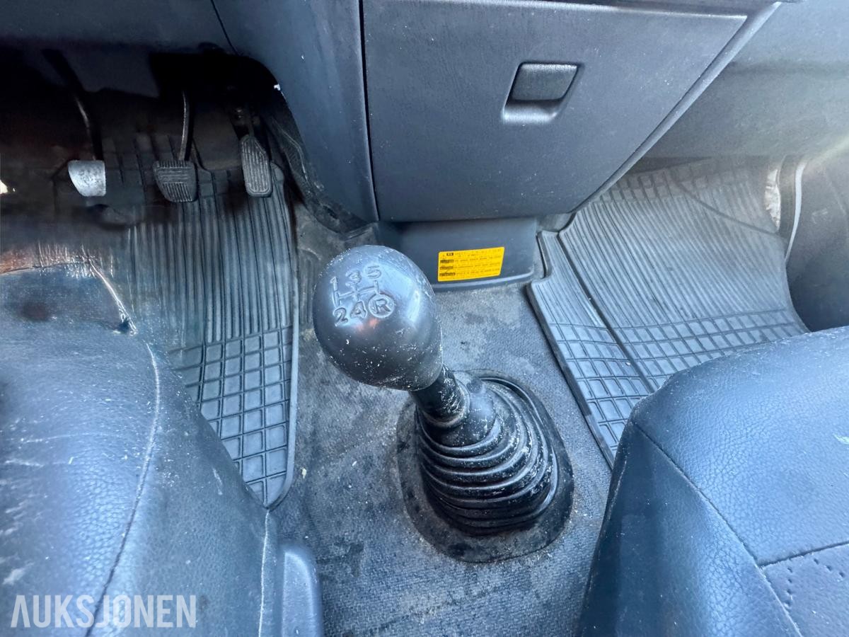 2009 Toyota Hiace 2.5 D-4D 4WD – EU-godkjent til 12/2026 - Km: 158000