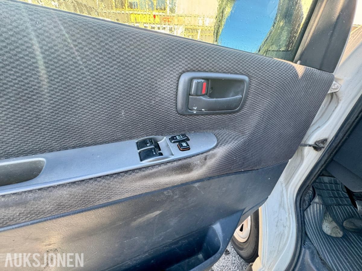 2009 Toyota Hiace 2.5 D-4D 4WD – EU-godkjent til 12/2026 - Km: 158000