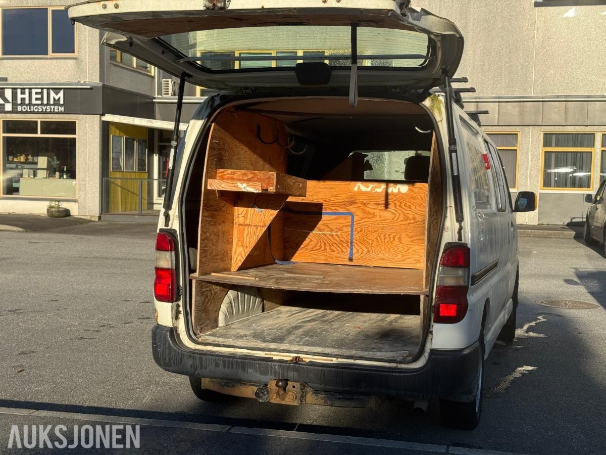 2009 Toyota Hiace 2.5 D-4D 4WD – EU-godkjent til 12/2026 - Km: 158000
