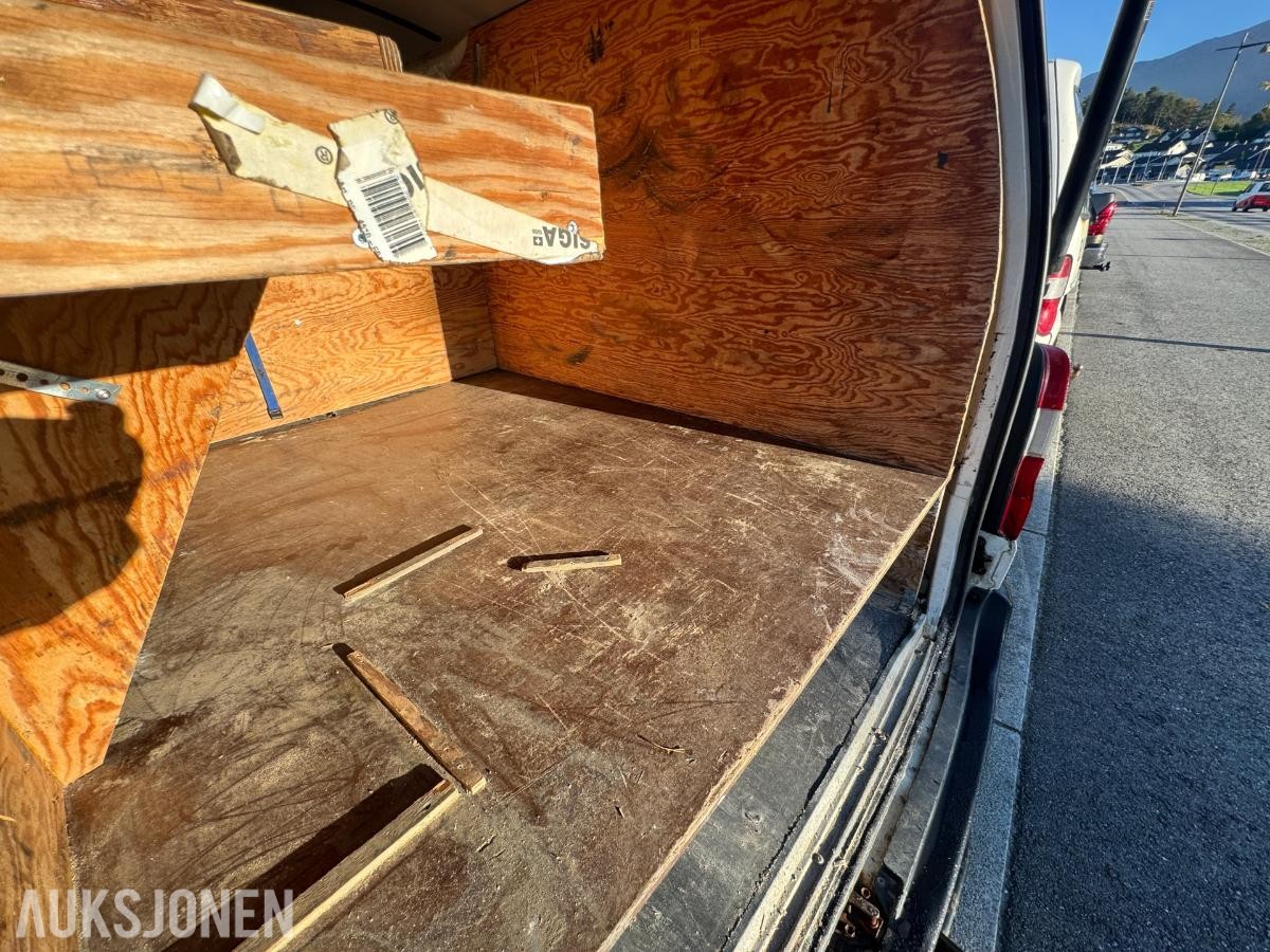 2009 Toyota Hiace 2.5 D-4D 4WD – EU-godkjent til 12/2026 - Km: 158000