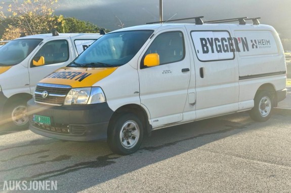 Toyota Hiace 2.5 D-4D 4WD 2009 – 158 000 km – EU-godkjent til 12/2026