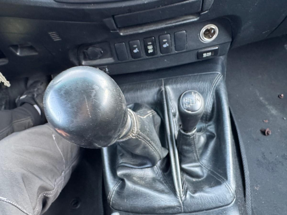 2014 Toyota HILUX 2.5-144 DIESEL 4X4 HARDTOP HENGERFESTE