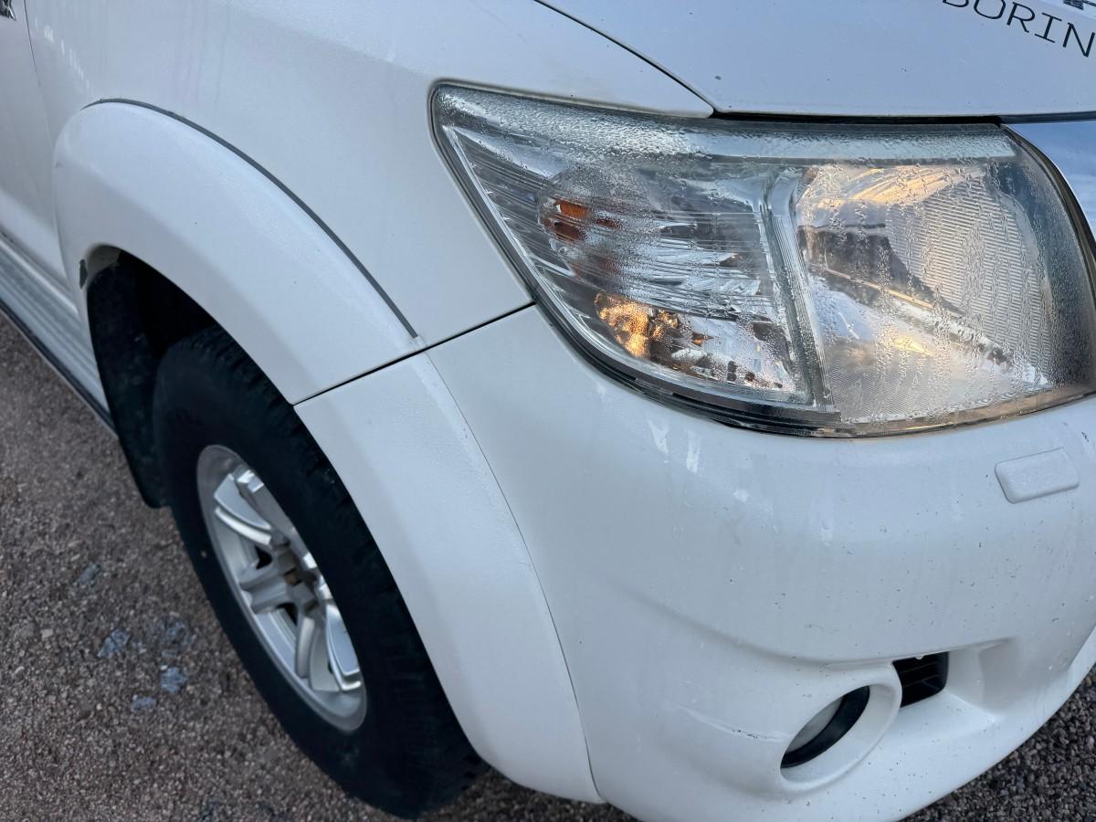 2014 Toyota HILUX 2.5-144 DIESEL 4X4 HARDTOP HENGERFESTE