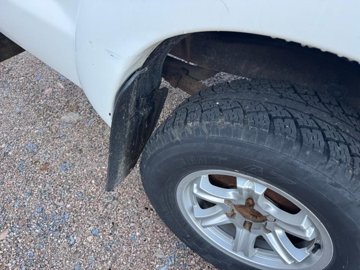 2014 Toyota HILUX 2.5-144 DIESEL 4X4 HARDTOP HENGERFESTE
