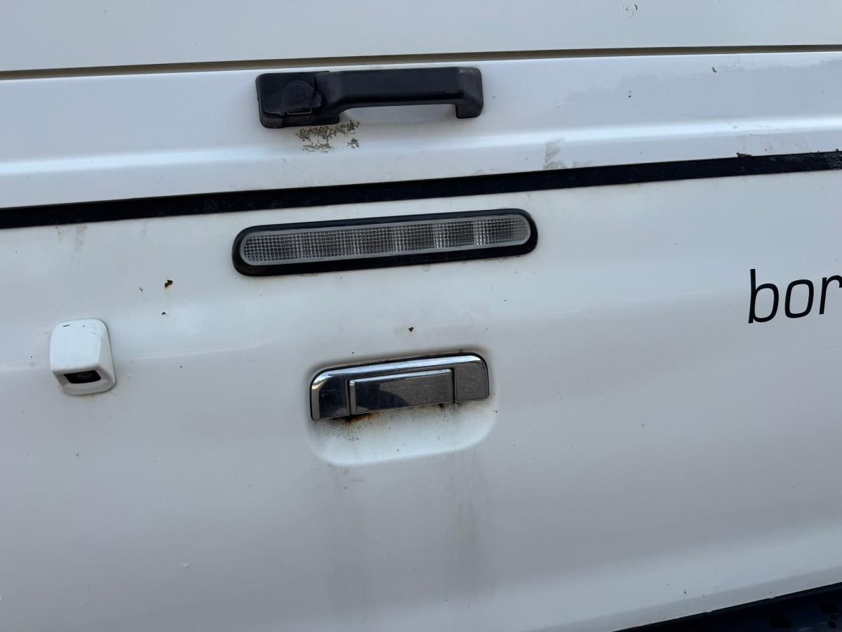 2014 Toyota HILUX 2.5-144 DIESEL 4X4 HARDTOP HENGERFESTE