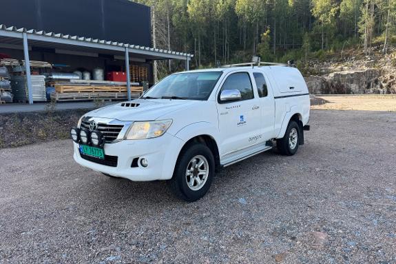 2014 Toyota HILUX 2.5-144 DIESEL 4X4 HARDTOP HENGERFESTE