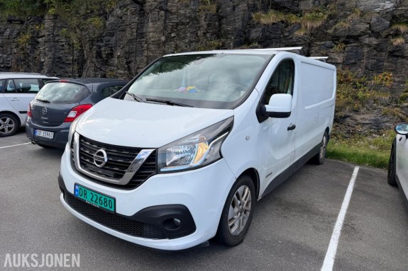 2017 Nissan NV300 L2 1,6 dCi 125hk MANUELL WEBASTO LEDBAR HENGERFESTE EU OK 08.2027 
