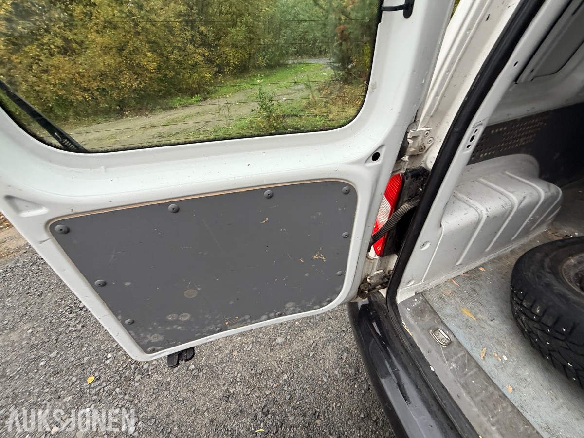 2009 Volkswagen CADDY 2.0-69 D / H.feste / S+V