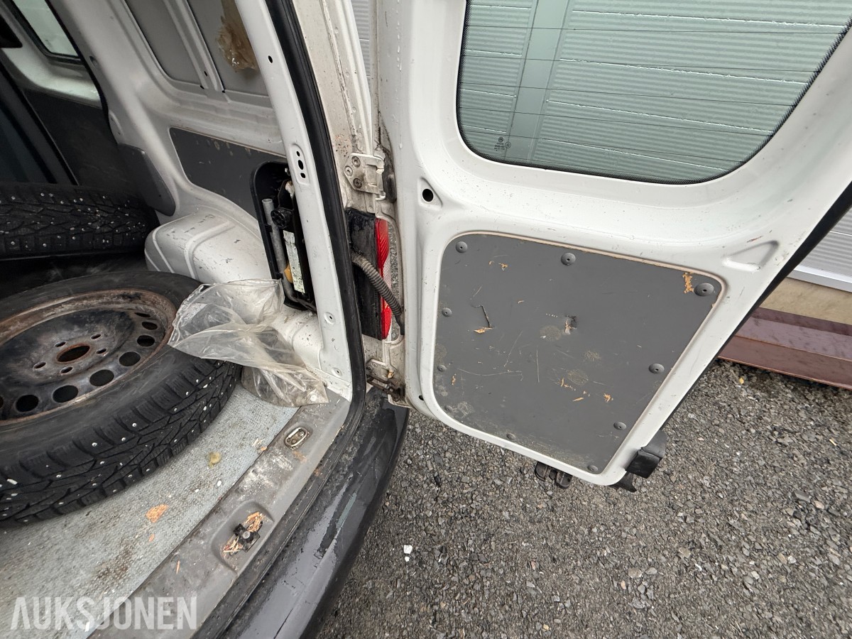 2009 Volkswagen CADDY 2.0-69 D / H.feste / S+V