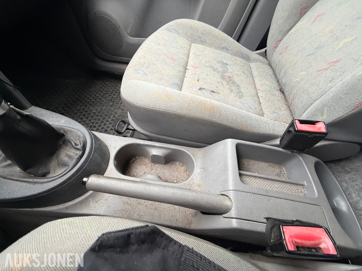 2010 Volkswagen CADDY 1.9-105 D 4MOTION / H.feste / S+V