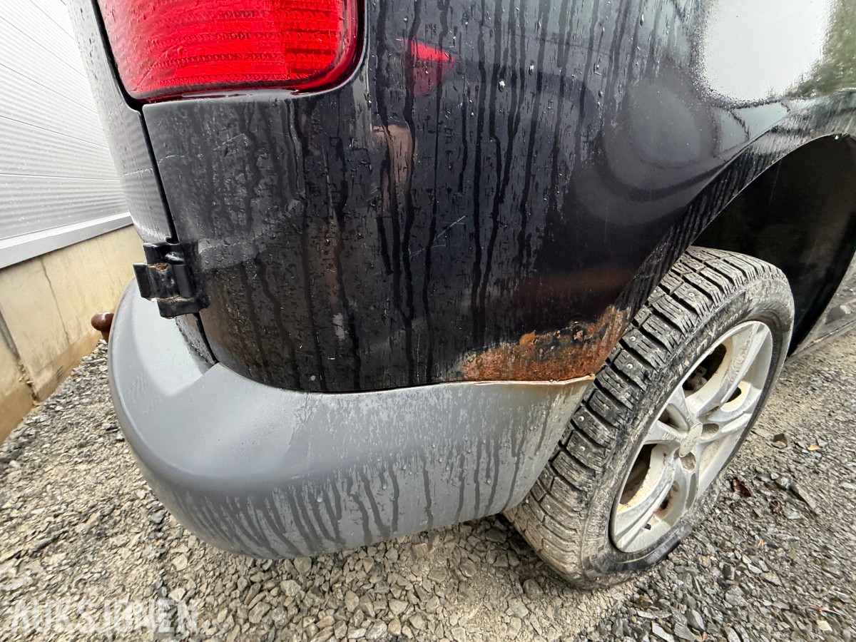 2010 Volkswagen CADDY 1.9-105 D 4MOTION / H.feste / S+V