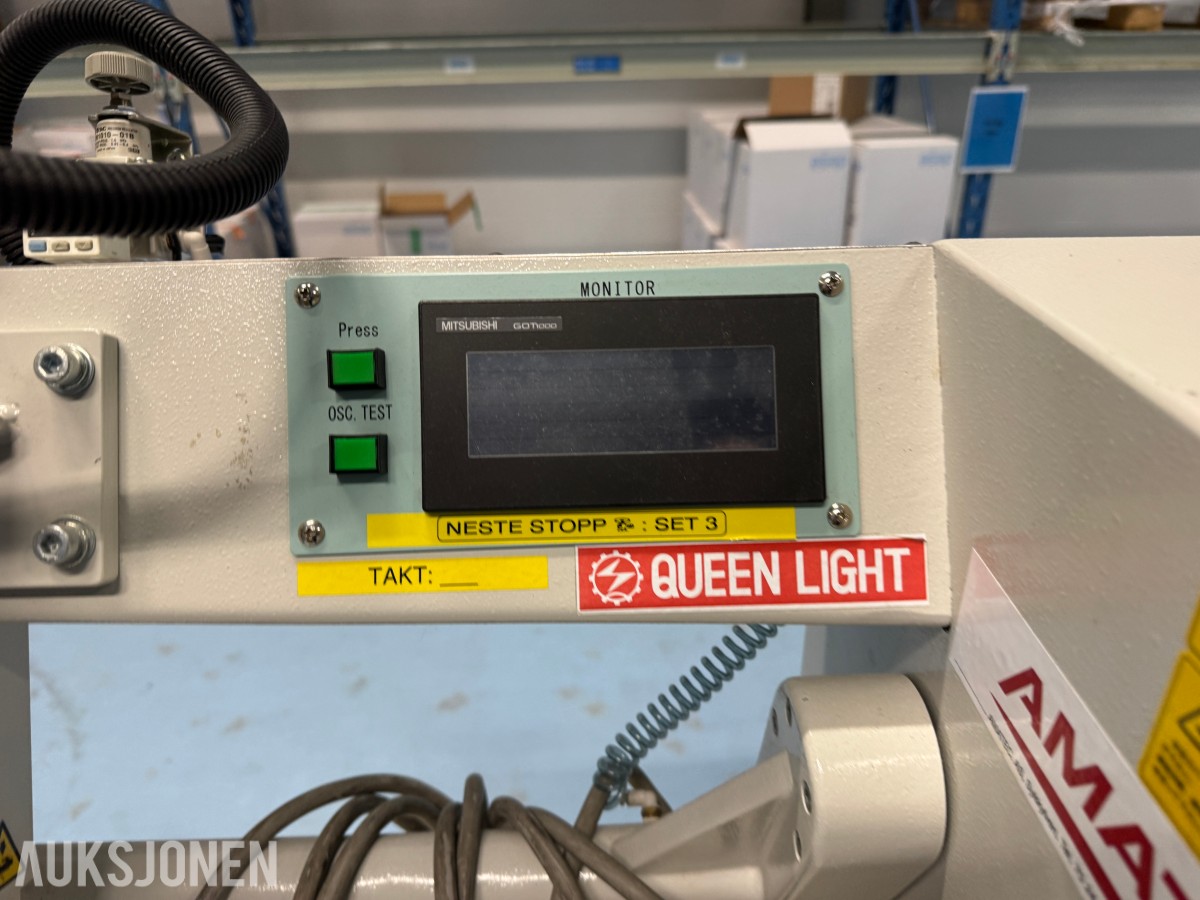 2015 QUEEN LIGHT LWU-3015-4B ULTRALYDSSVEISMASKIN