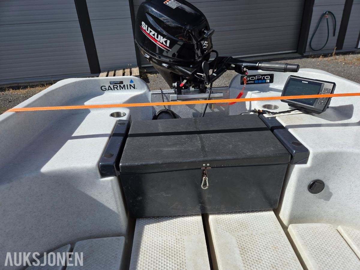 2013 Pioner 15 Med Suzuki 4t 20hk motor og båthenger