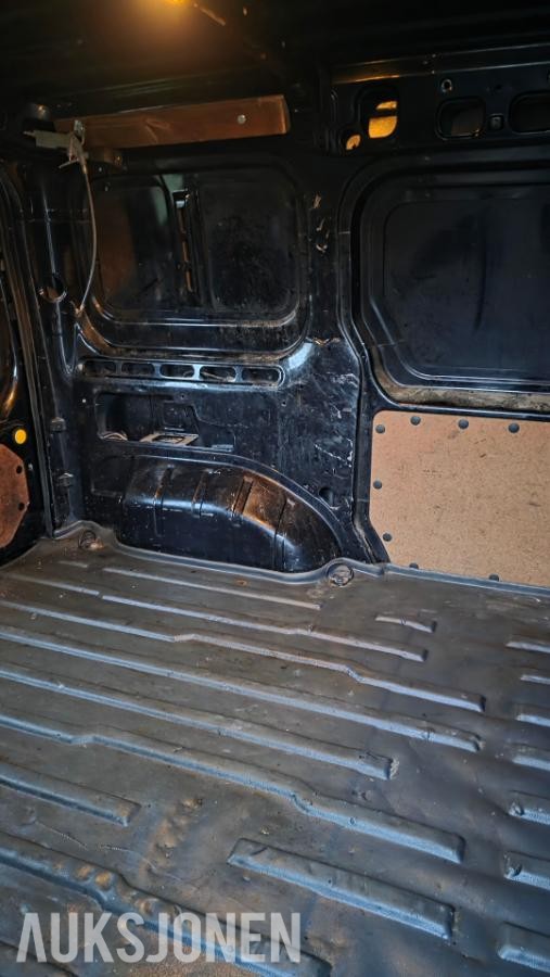 2007 FORD TRANSIT CONNECT 1.8 TDCI 110HK HENGERFESTE FRI OMREG