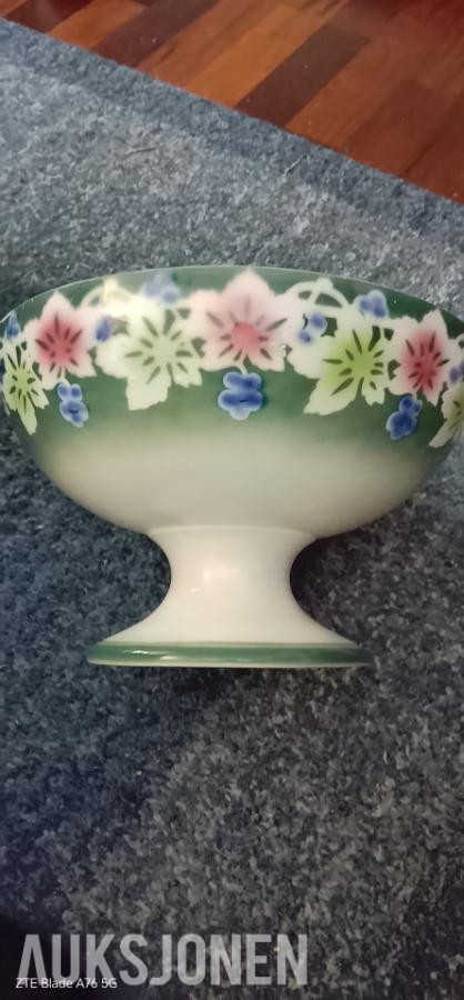 OPAQUE Keramikk Skål -  over 100 år 