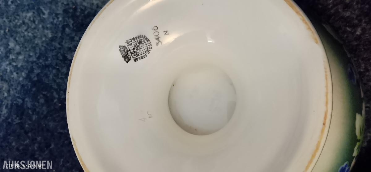 OPAQUE Keramikk Skål -  over 100 år 