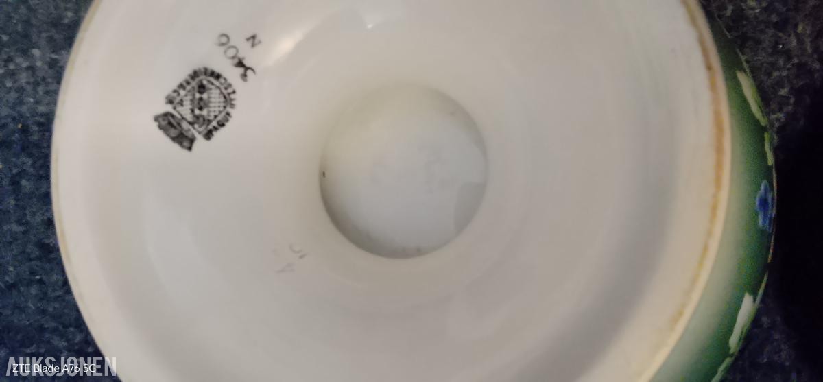 OPAQUE Keramikk Skål -  over 100 år 