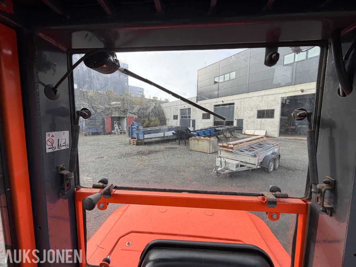 TOYOTA 4,5 TONNS GAFFELTRUCK – 450 CM LØFTEHØYDE