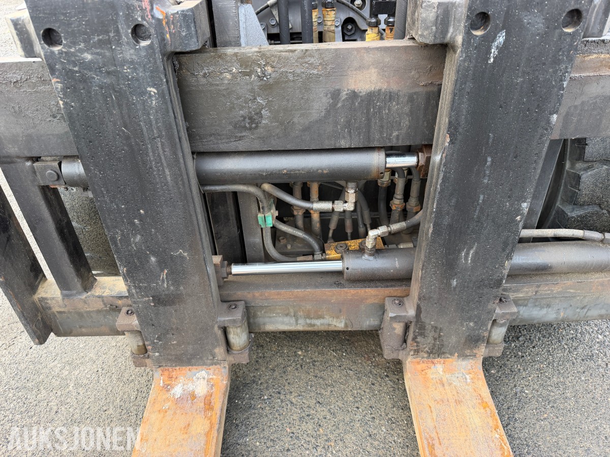 TOYOTA 4,5 TONNS GAFFELTRUCK – 450 CM LØFTEHØYDE