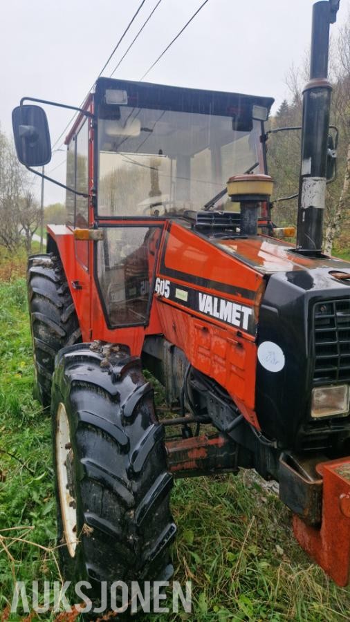 1986 VALTRA 605 TURBO - MVA FRI TRAKTOR MED ORKEL FRES