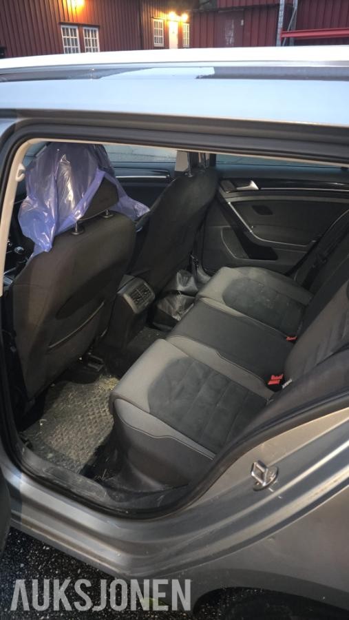 2014 VOLKSWAGEN GOLF 2.0-150 D 4MOTION REP.OBJEKT