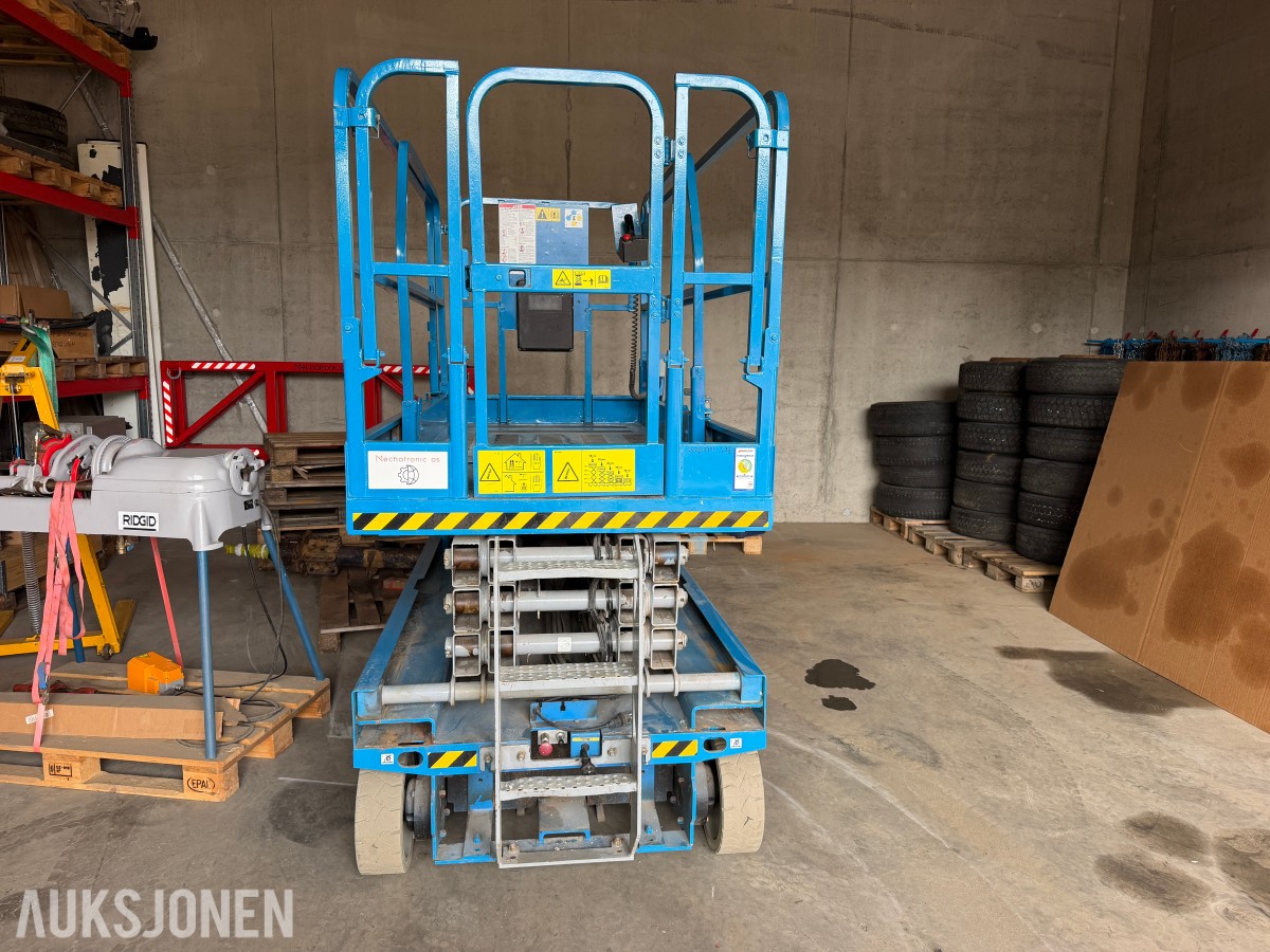 Genie GS-2646 ELEKTRISK SAKSELIFT – CA. 10 M ARBEIDSHØYDE