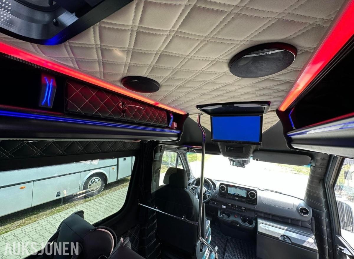 2023 Mercedes-Benz Sprinter 519, 17 seter – 3 rullestoler – godt utstyrt, 145000km