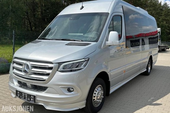 2023 Mercedes-Benz Sprinter 519, 17 seter – 3 rullestoler – godt utstyrt, 145000km