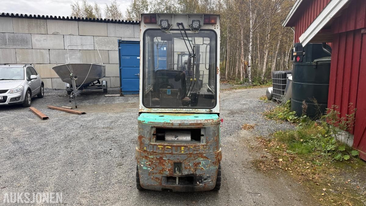 Mitsubishi FD-18 TAC gaffeltruck 7 503t m/ lukket førerhytte 