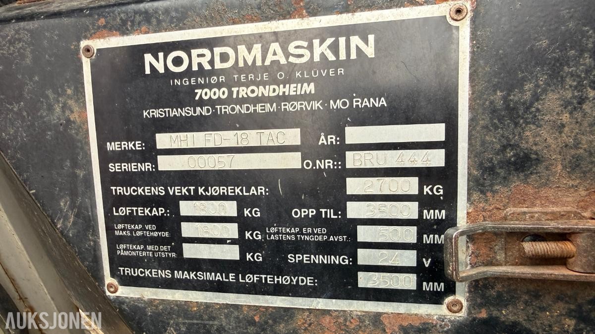 Mitsubishi FD-18 TAC gaffeltruck 7 503t m/ lukket førerhytte 