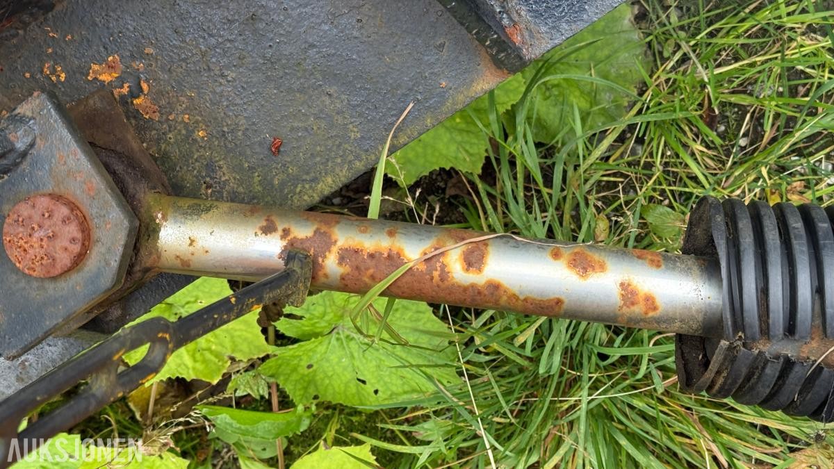 Hydraulisk skjær 250 cm m/ sidevinger og lys