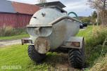 Gjødselvogn 7500 liter m/ PTO-drevet pumpe og brede dekk 