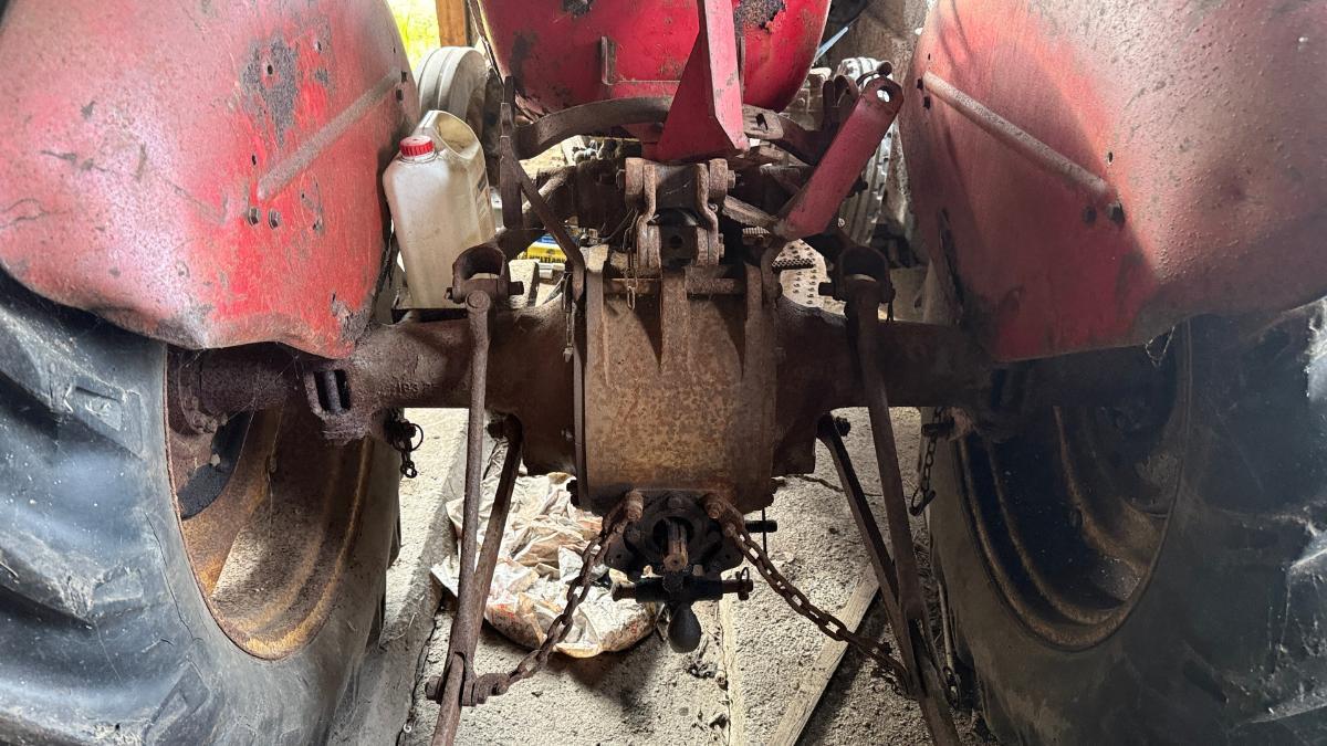 1960 Massey Ferguson 35 traktor 47551t - 4-sylindret