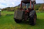 Massey Ferguson traktor m/ Bergsjö frontlaster og skuffe