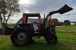 Massey Ferguson traktor m/ Bergsjö frontlaster og skuffe