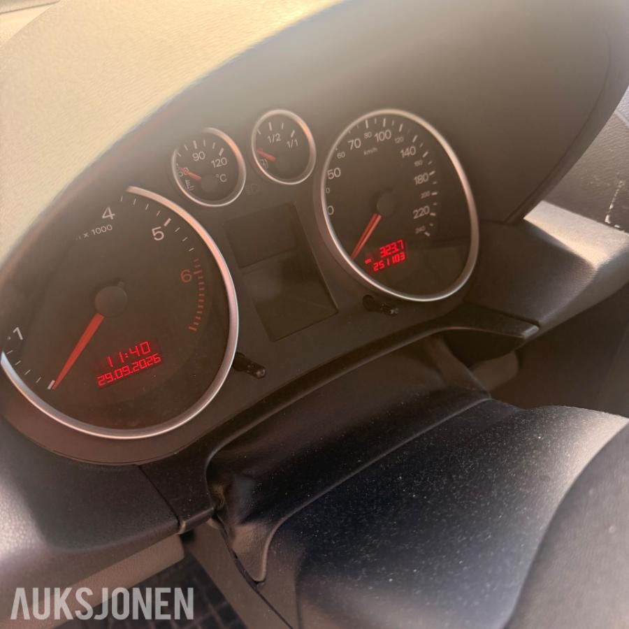 2001 Audi 1.4 75HK PANORAMA EU-OK 05.27
