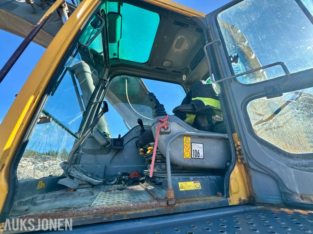 2005 Volvo EC360BLC Gravemaskin - Graveskuffe - Timer: 15864